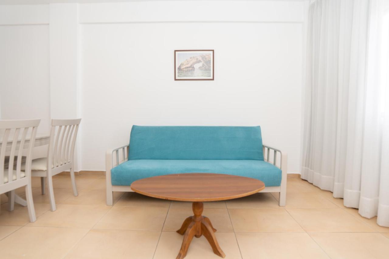 Flora Hotel Apartments Protaras Ngoại thất bức ảnh